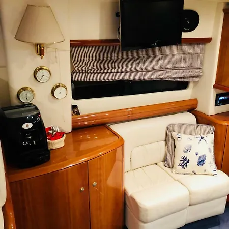 Barca Comfort Botel *